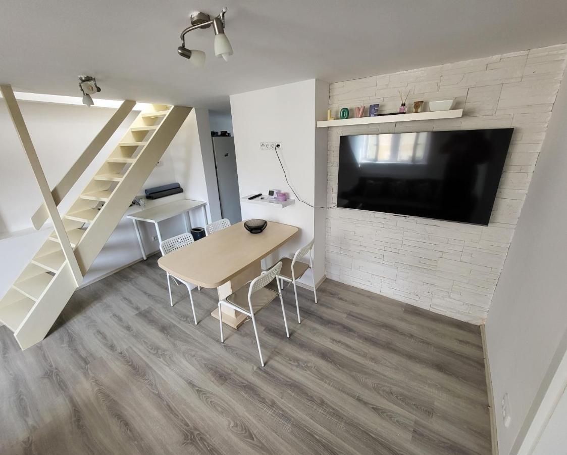 كارلوفي فاري Excellent Apartments Central 3 Min Walk From The Colonnade المظهر الخارجي الصورة
